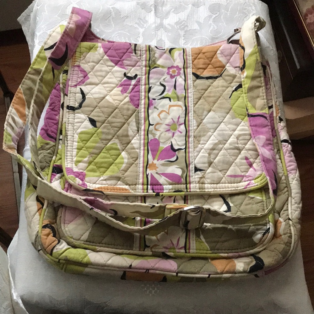 Retired Vera Bradley Portobello Road Messenger Bag